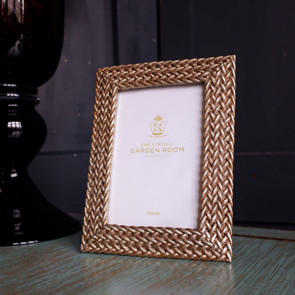 New 6x4" Pale GOLD Plaited Ornate Picture PHOTO Frame