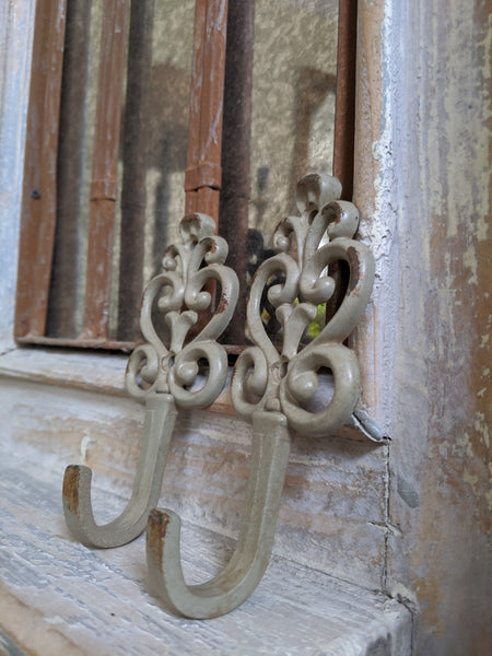 New French Vintage Shabby Chic Metal CREAM Green Rustic Wall Coat Towel Hat HOOK